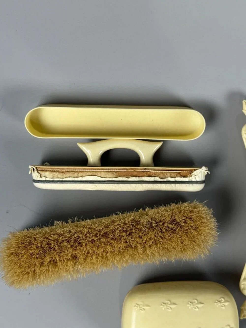 Vintage Bakelite Style Vanity Set 10 Piece Floral Dresser Grooming Collection